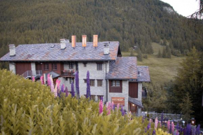 Отель Maison Cly  Шамуа